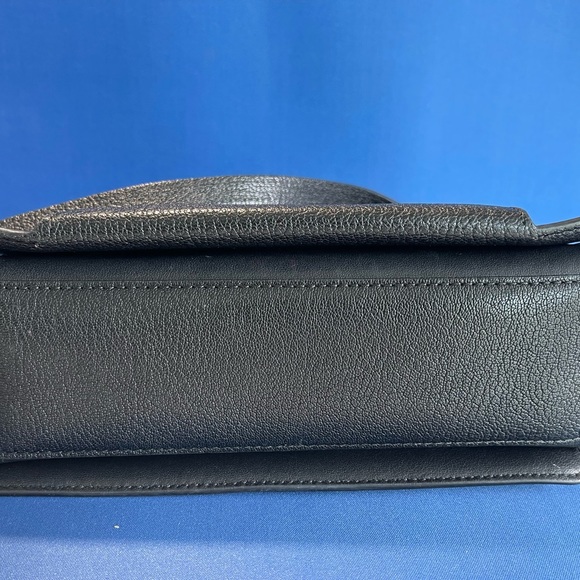 Givenchy GV3 Small Crossbody Bag handheld chain strap & leather shoulder strap. - Picture 6 of 12